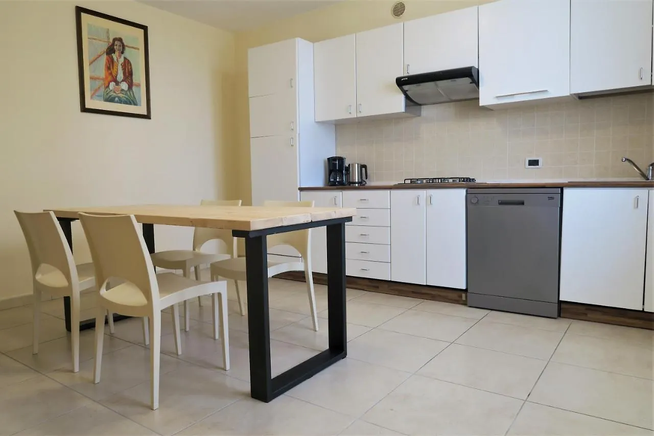 Villa Arianna - Suite Arianna Apartment Tignale