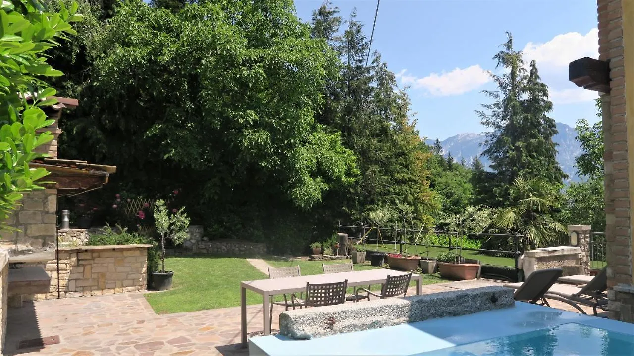 Villa Arianna - Suite Arianna 0*, Tignale