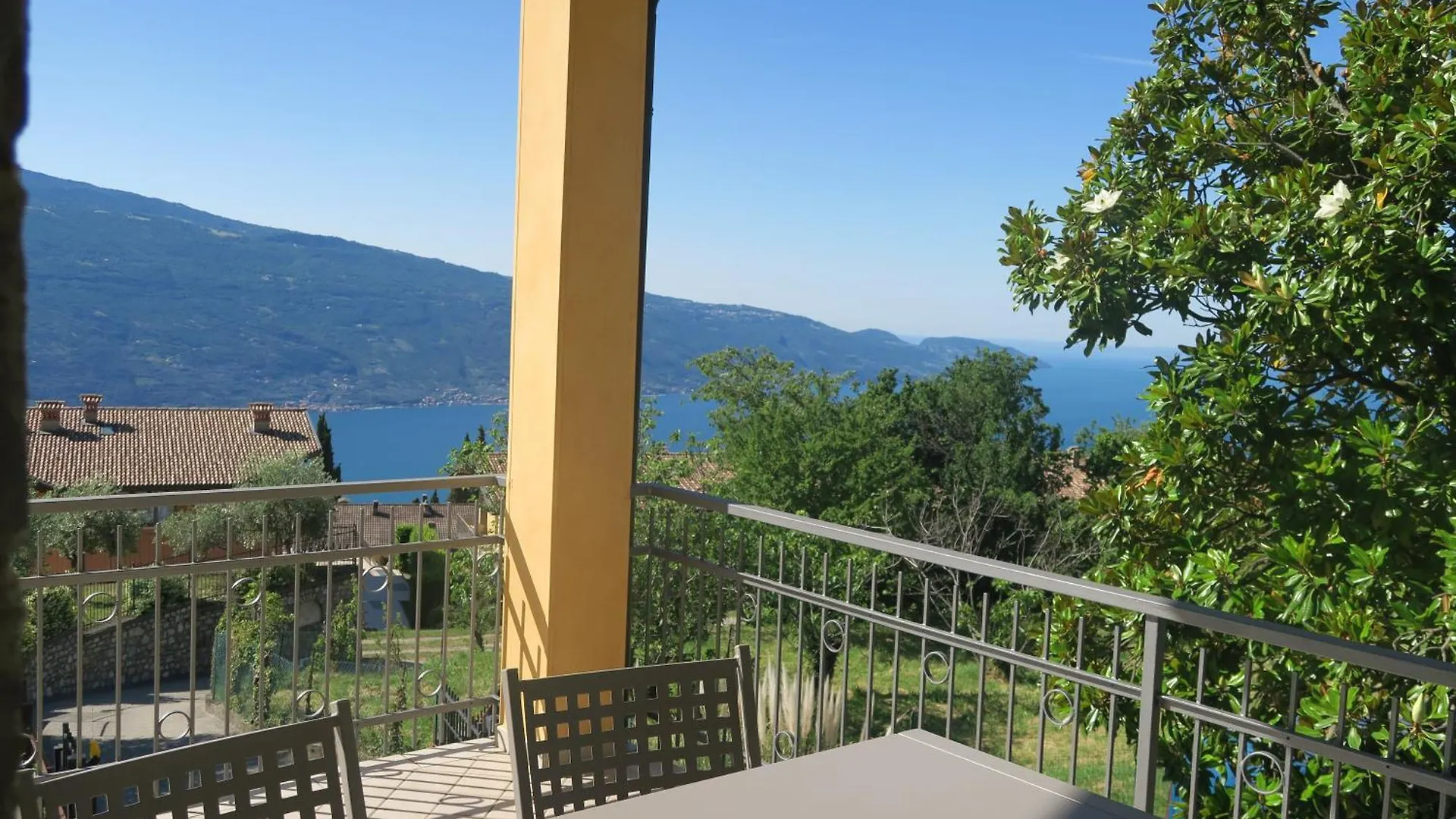 Villa Arianna - Suite Arianna Apartment Tignale